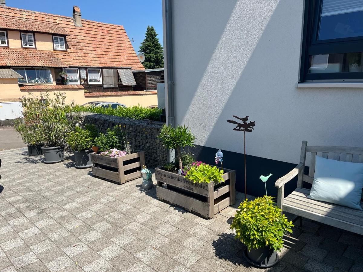 Weingut Grafenhof Lejlighed Heuchelheim-Klingen Eksteriør billede