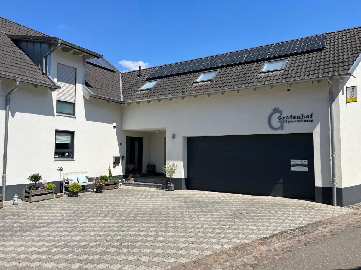 Weingut Grafenhof Lejlighed Heuchelheim-Klingen Eksteriør billede